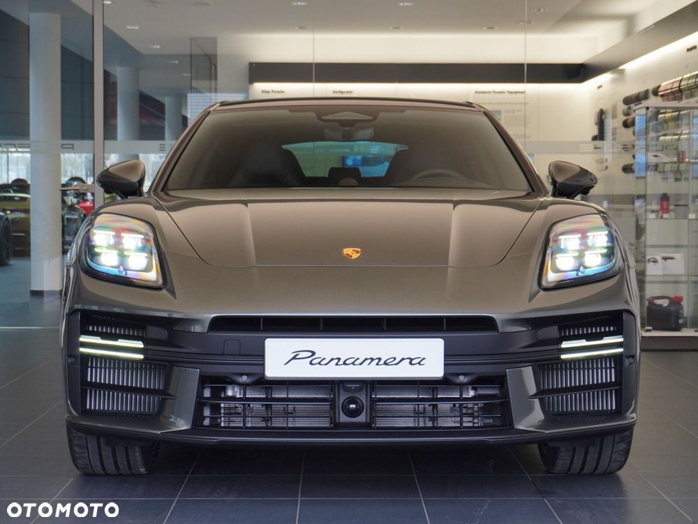 Porsche Panamera 4 - 7
