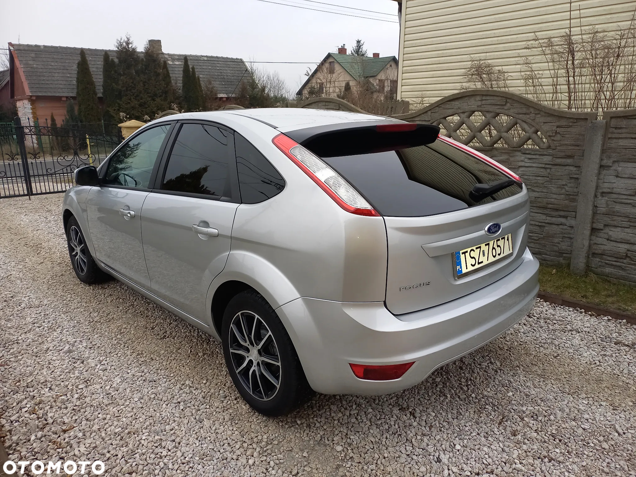Ford Focus 1.6 16V Ambiente - 11