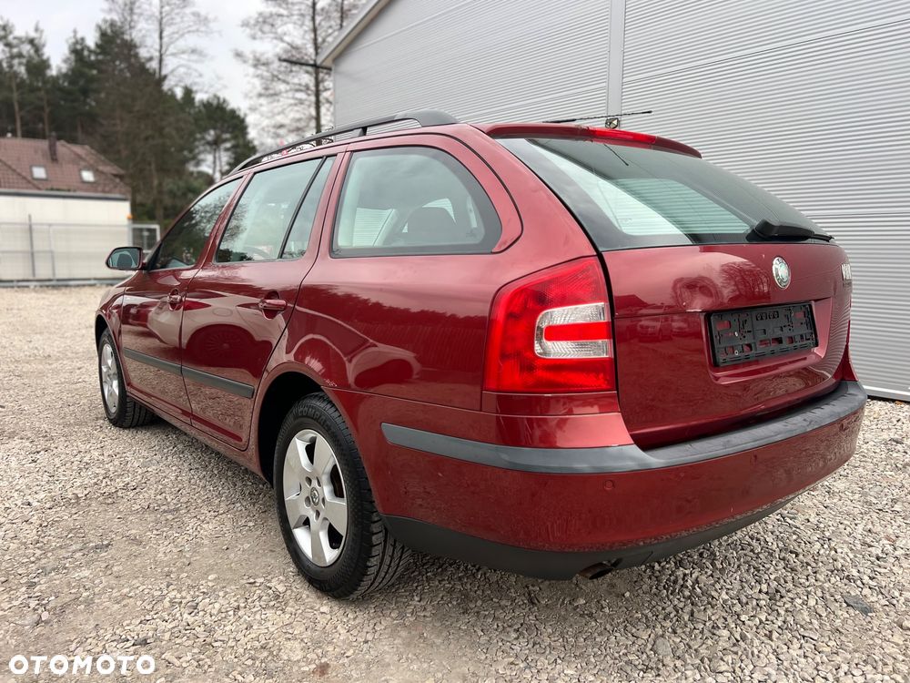 Skoda Octavia 1.6 Team Edition - 9