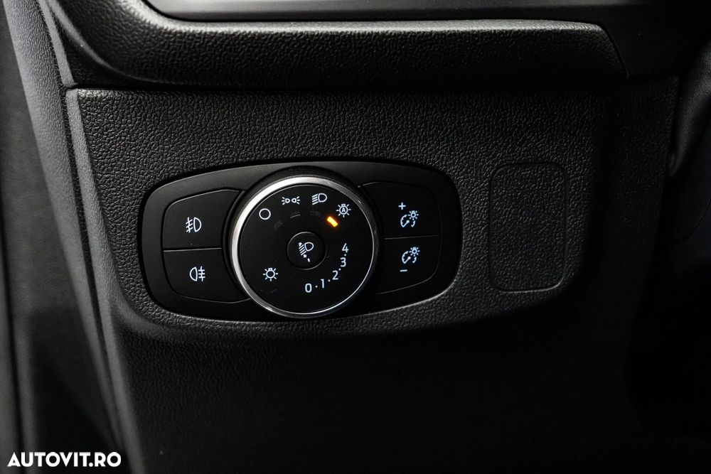 Ford Focus 1.0 EcoBoost Start-Stopp-System COOL&CONNECT DESIGN - 24