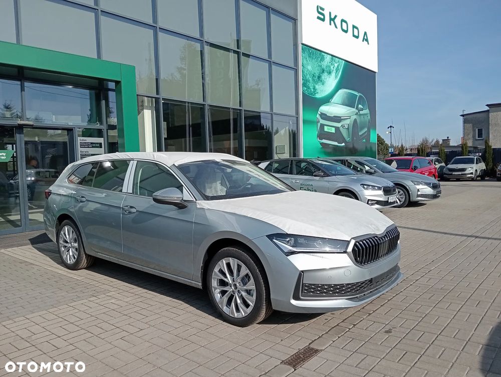 Skoda Superb 2.0 TSI Edition 130 DSG - 1