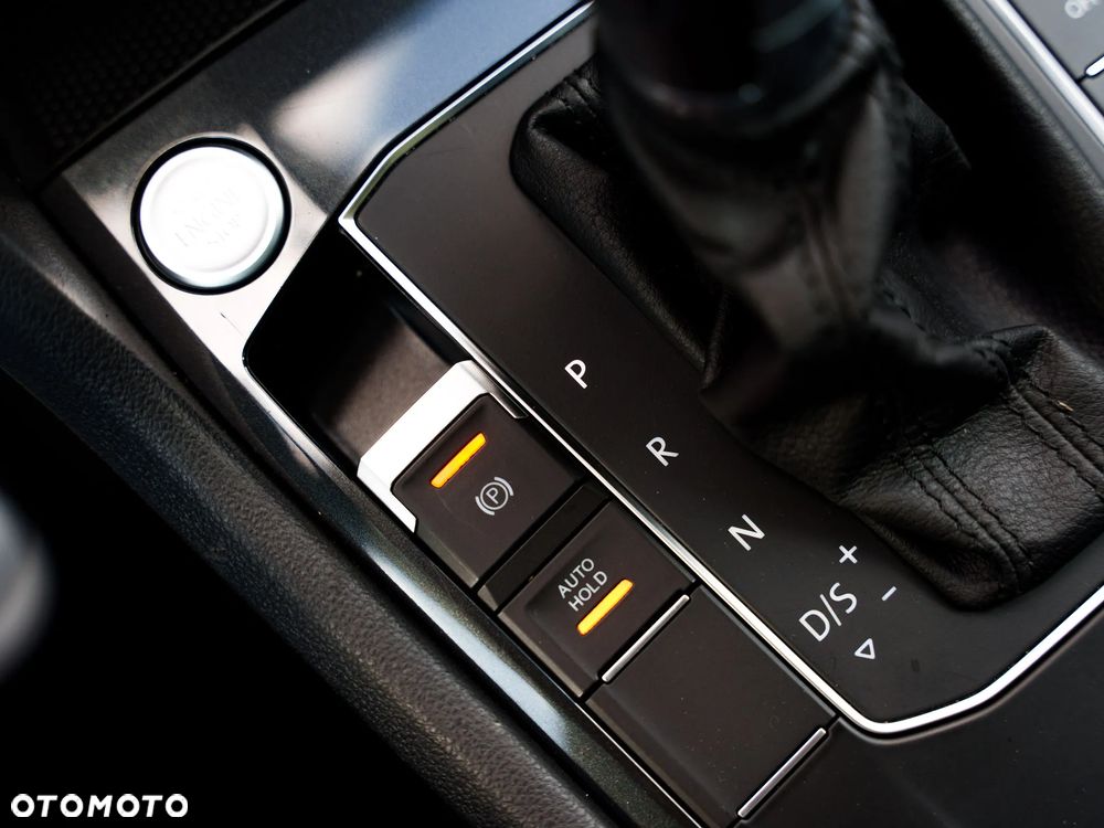 Volkswagen Tiguan 2.0 TDI SCR DSG IQ.DRIVE - 37