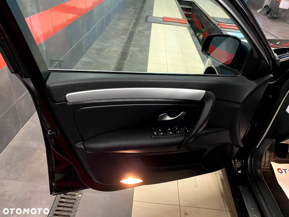 Renault Laguna 2.0 16V Turbo GT - 15