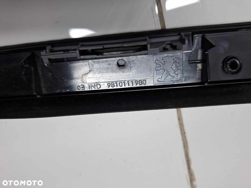LISTWA SZYBY CZOŁOWEJ PRZEDNIEJ PRZÓD PRAWA  PEUGEOT 3008 II 5008 16- PRZYSZYBOWA - 3