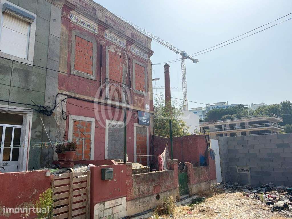 Moradia para reconstrução total com vista Rio, em Setúbal - Grande imagem: 4/11