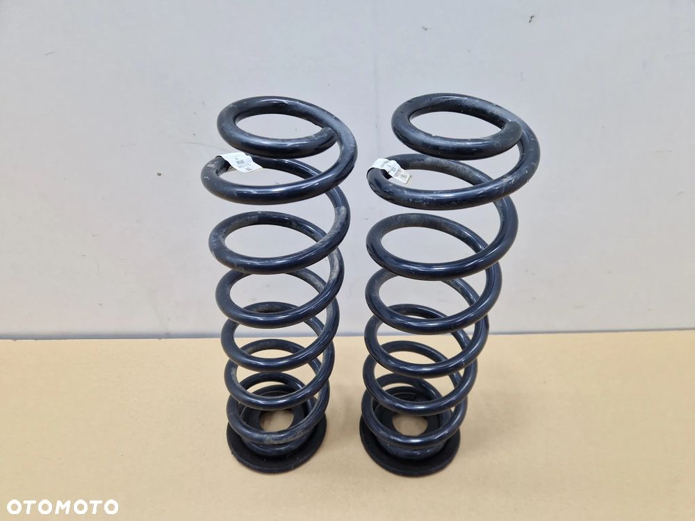 VW GOLF VII 7 LEON III AUDI A3 8V SPRĘŻYNA SPRĘŻYNY TYLNE KOMPLET 5Q0511115BG - 1