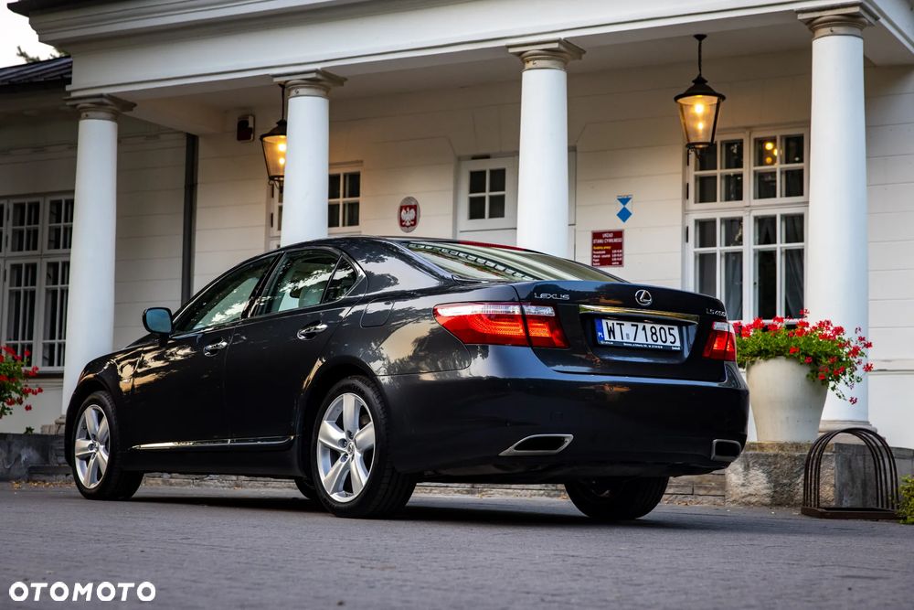 Lexus LS 460 Prestige - 6