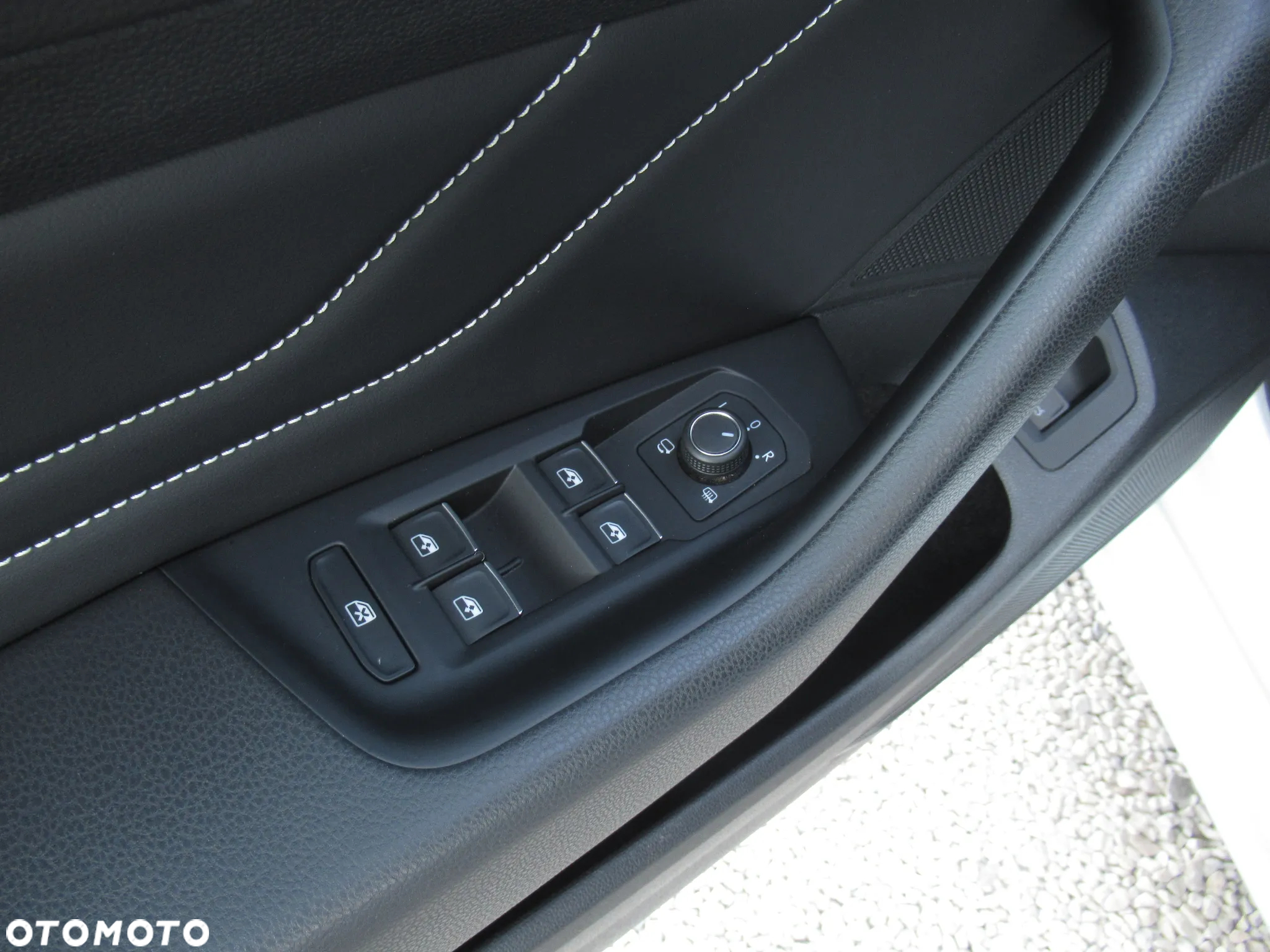 Volkswagen Passat 2.0 TDI EVO Elegance DSG - 37