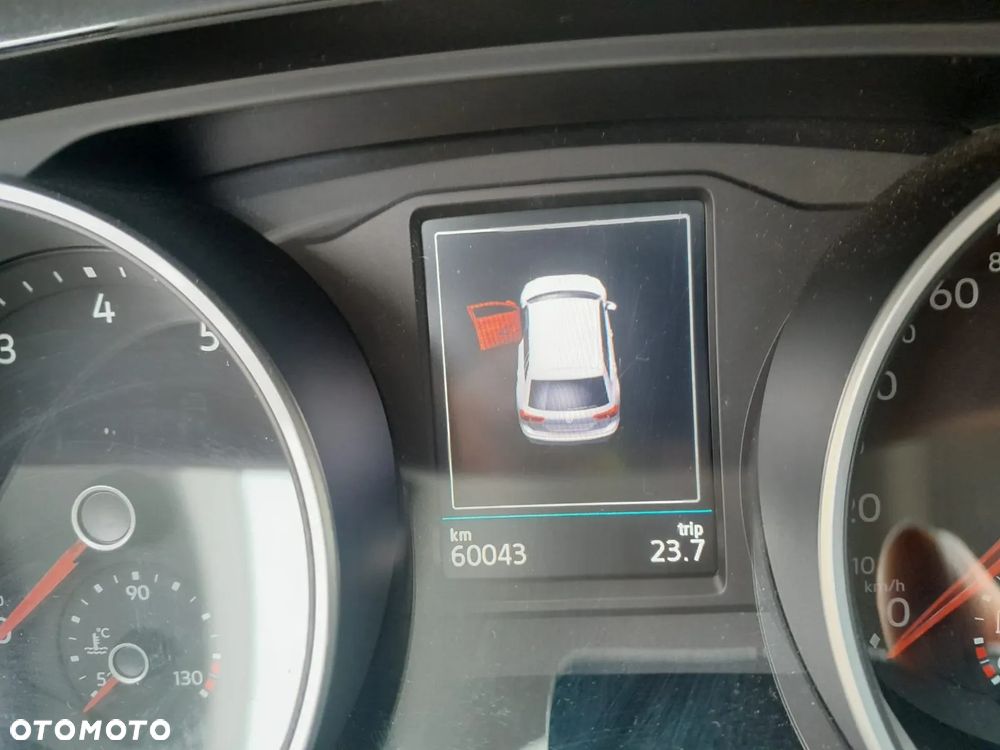 Volkswagen Tiguan - 13