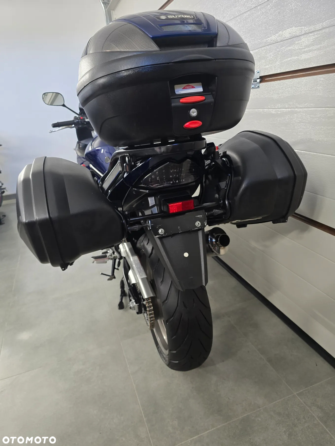 Suzuki GSX - 14