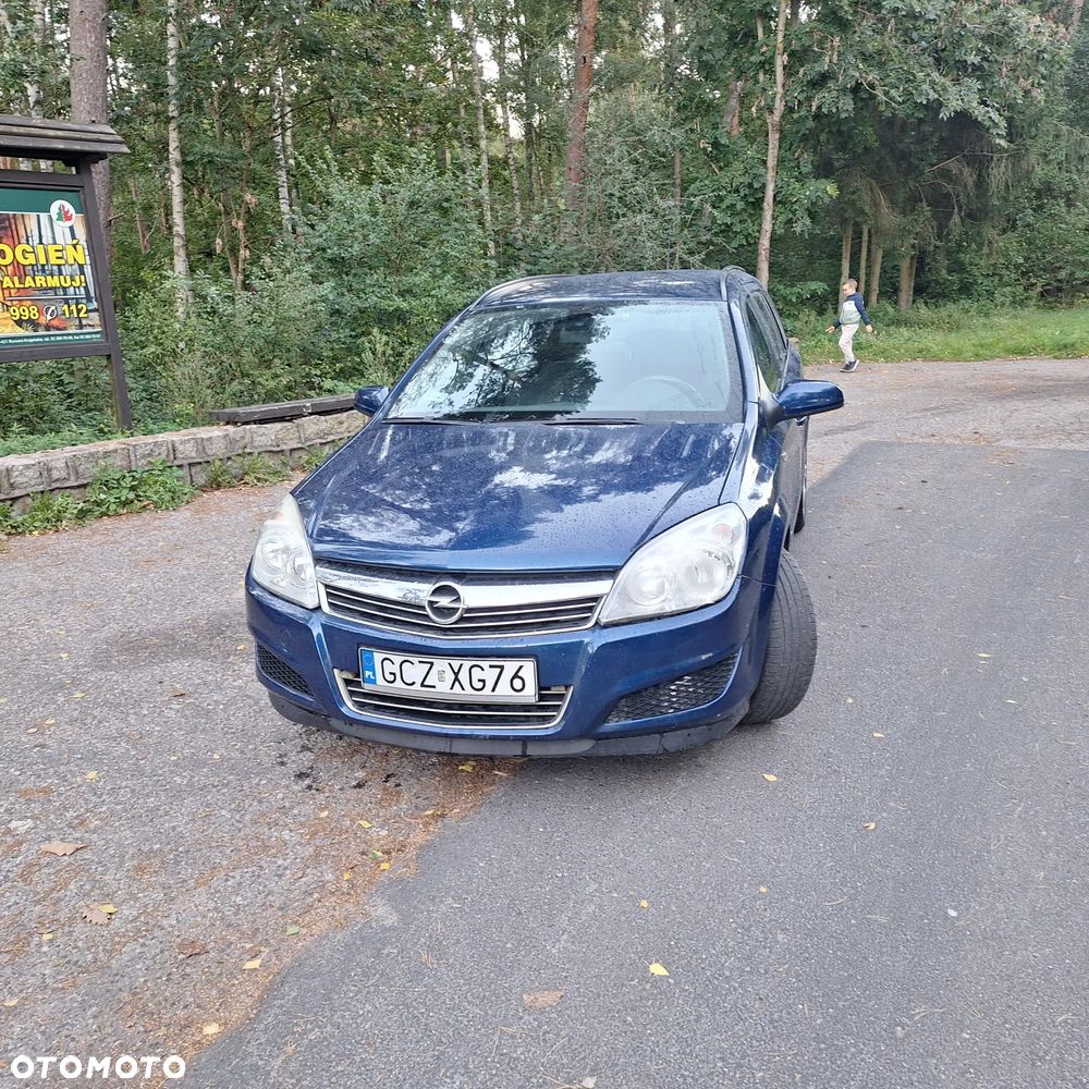 Opel Astra 2008 photo 2