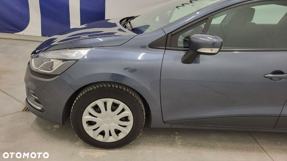 Renault Clio - 10