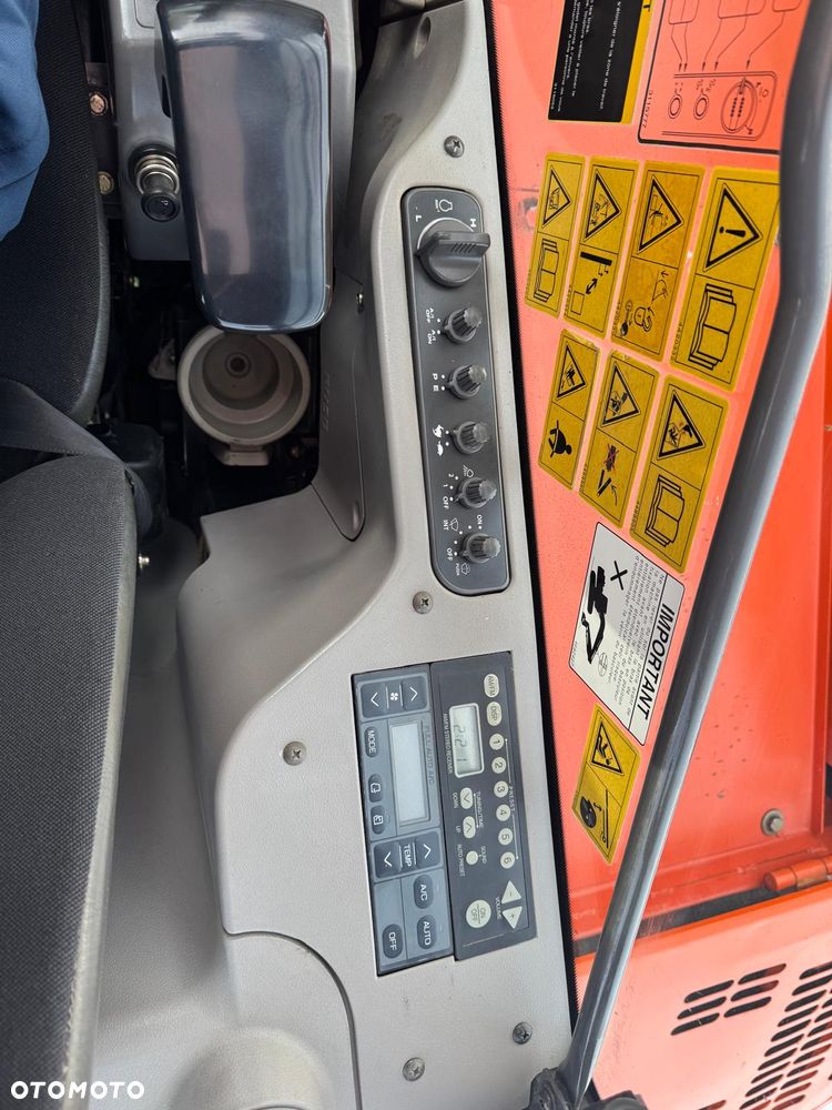 Hyundai Minikoparka  8,4 t Zaxis ZX 85 USBLC-3 Skarpówka AC - 25