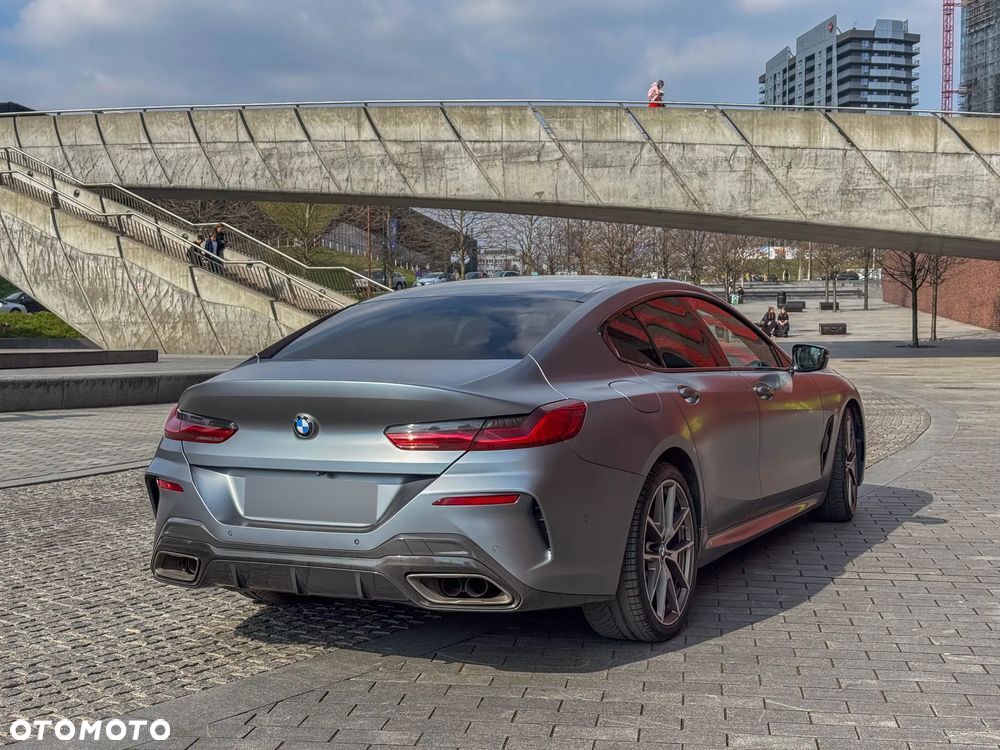 BMW Seria 8 - 9
