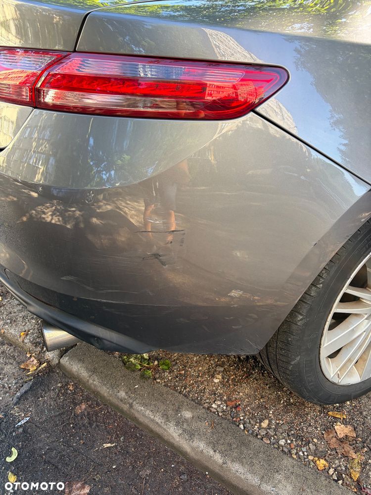 Renault Laguna 3.0 dCi V6 FAP GT - 9