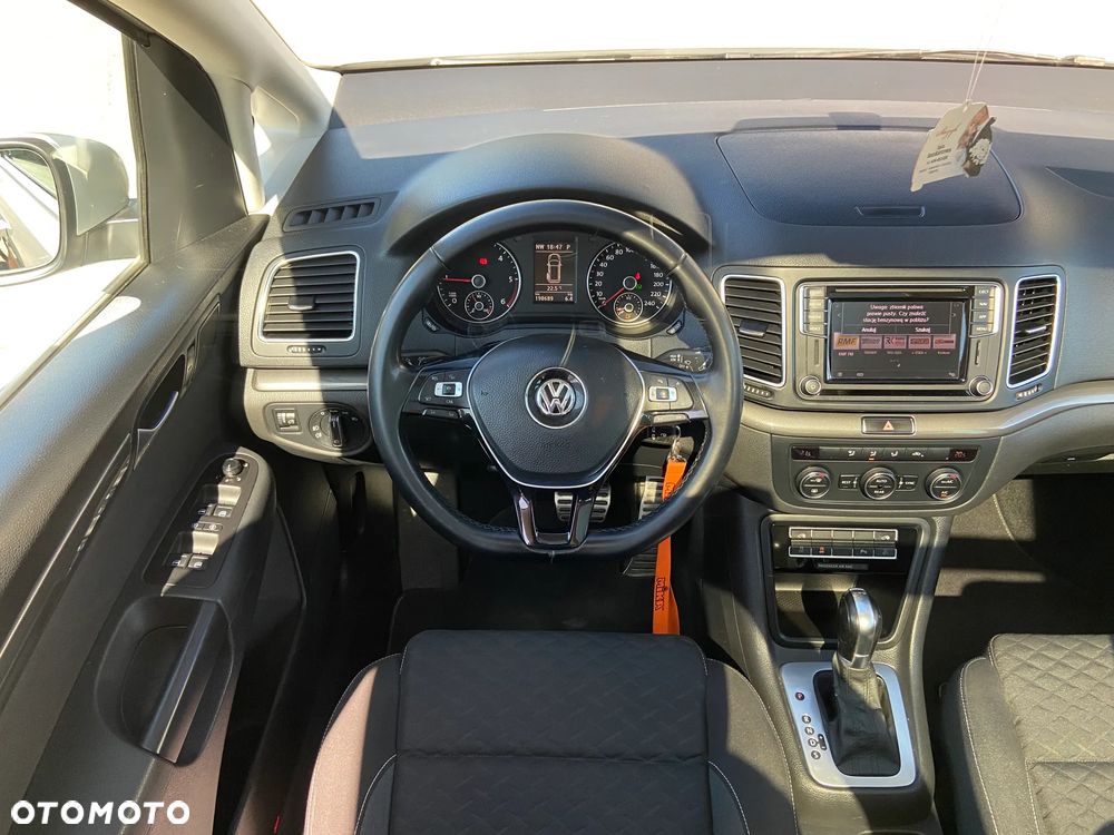 Volkswagen Sharan 2.0 TDI DSG (BlueMotion Technology) Highline - 18