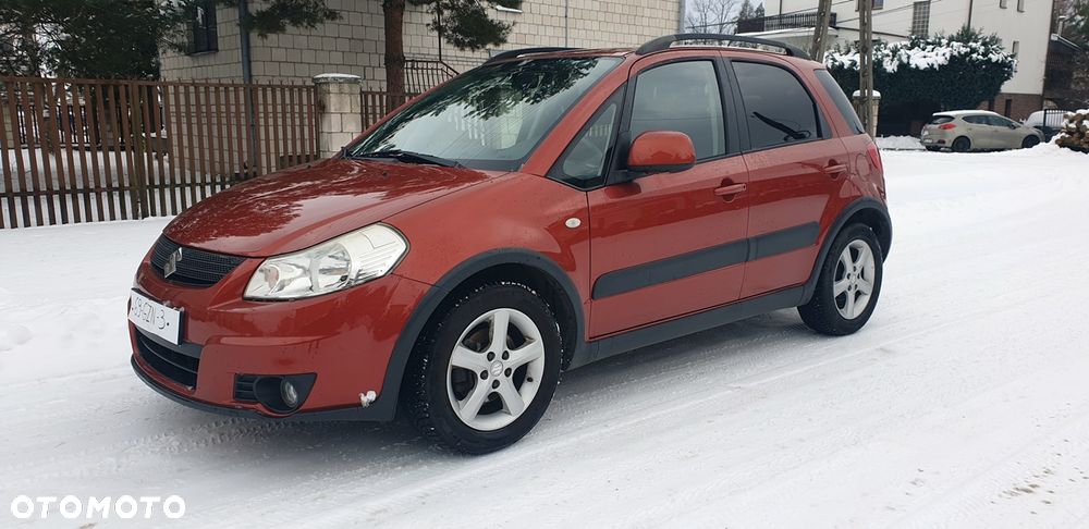 Suzuki SX4 1.6 VVT 4x2 Comfort - 1