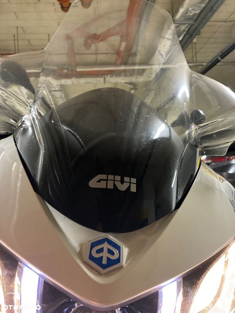 Piaggio X10 - 7