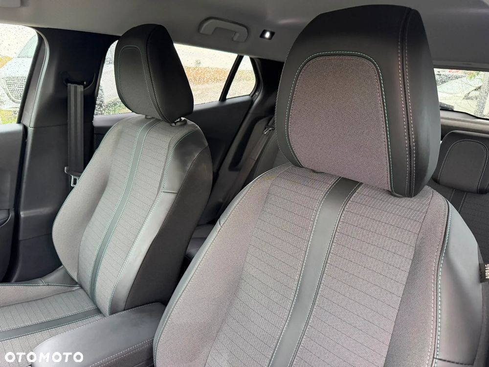 Peugeot 2008 PureTech 130 Allure - 9
