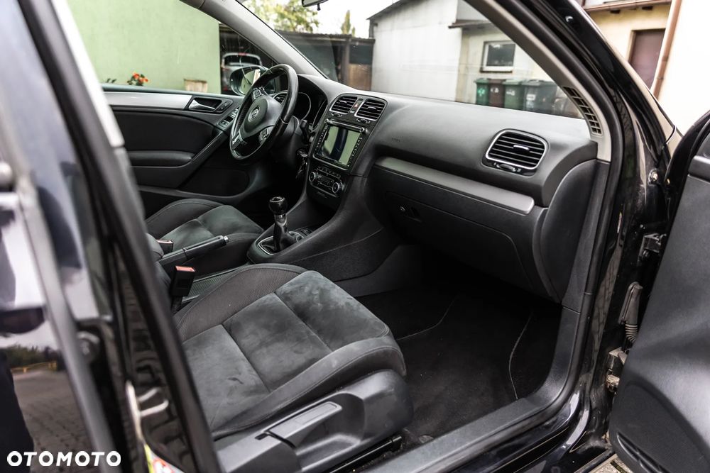 Volkswagen Golf - 12