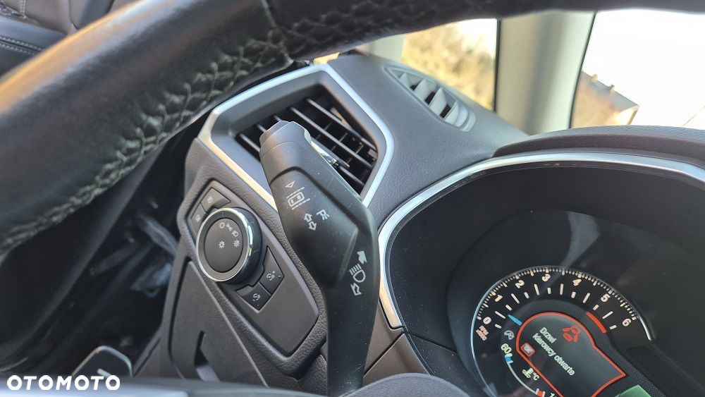 Ford S-Max 2.0 TDCi Titanium - 8