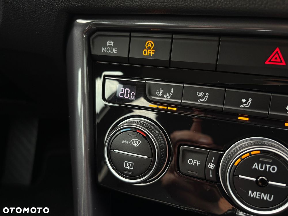 Volkswagen T-Roc 2.0 TDI SCR DPF Premium DSG - 37