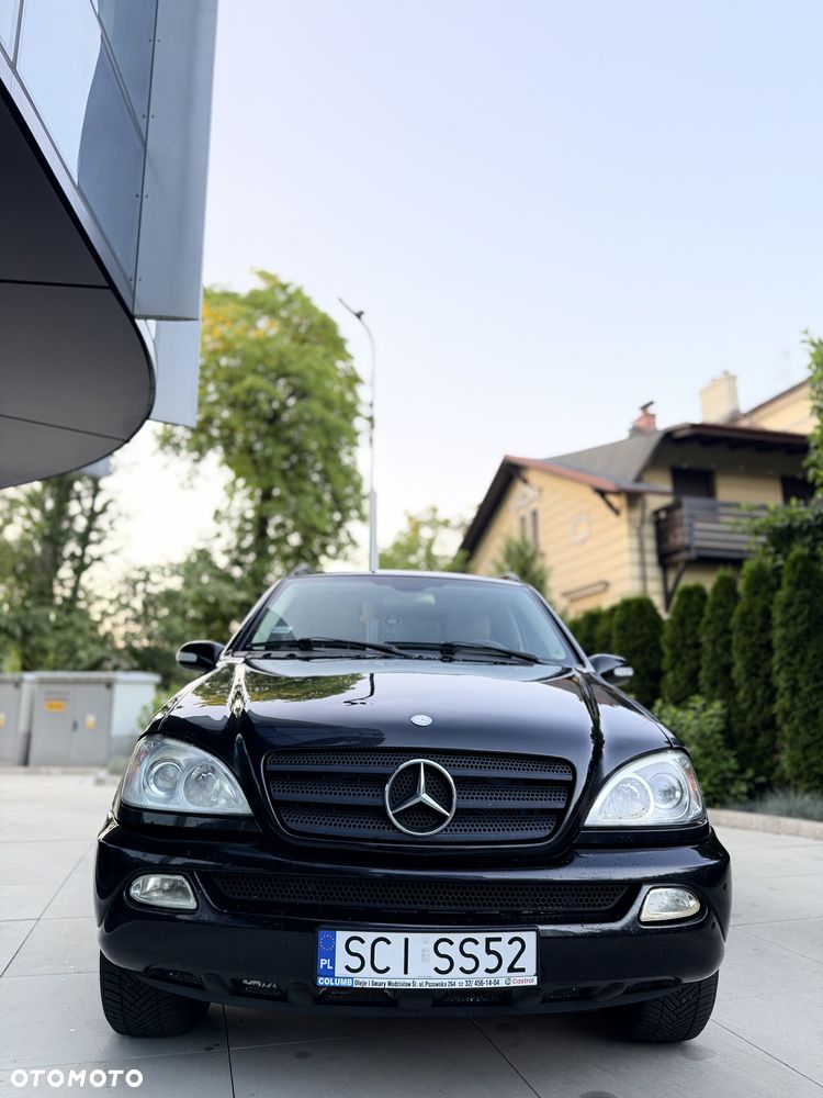 Mercedes-Benz ML - 4