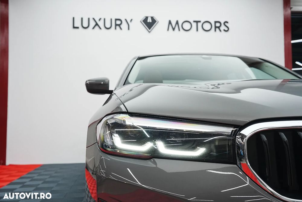 BMW Seria 5 520e Aut. - 19