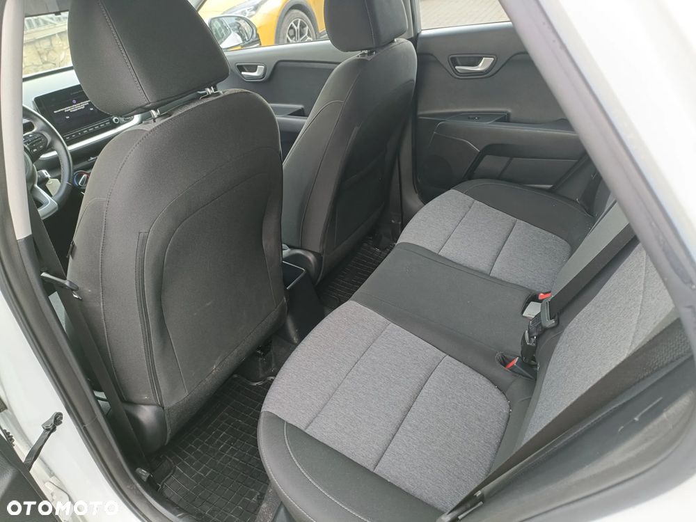 Kia Stonic 1.2 M - 18