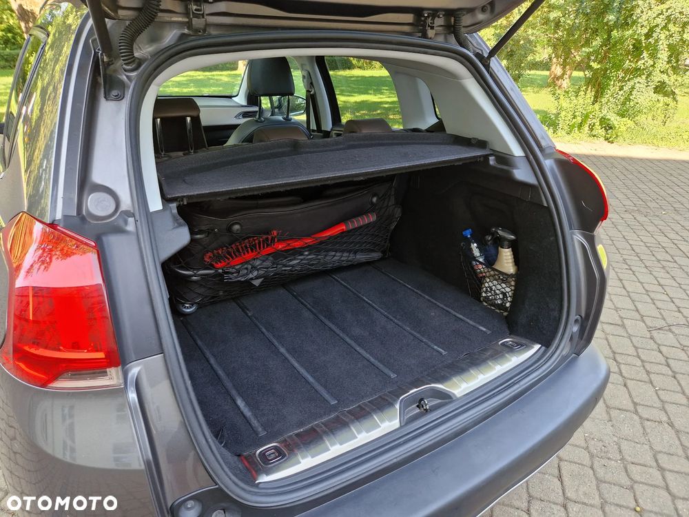 Peugeot 2008 e-HDi FAP 115 STOP & START Allure - 26