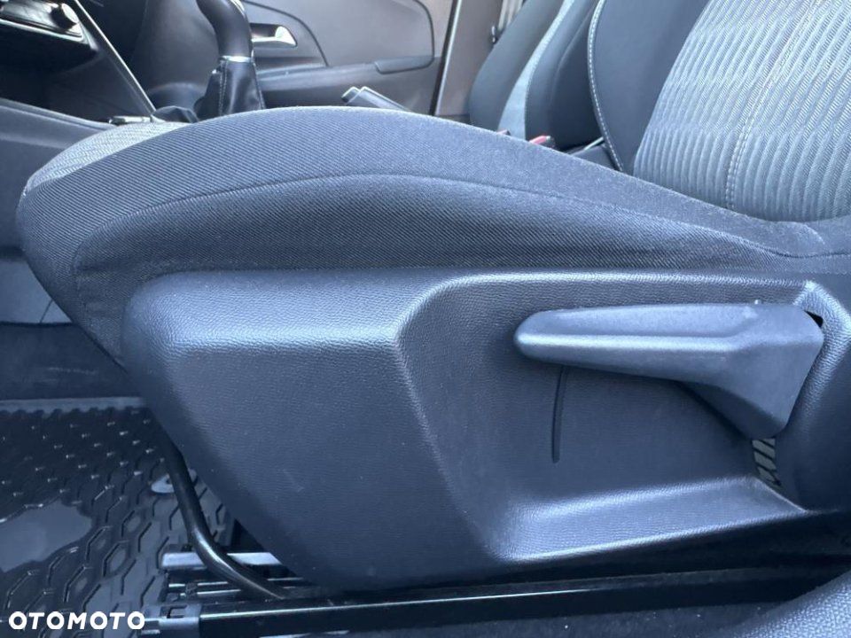 Opel Corsa - 13