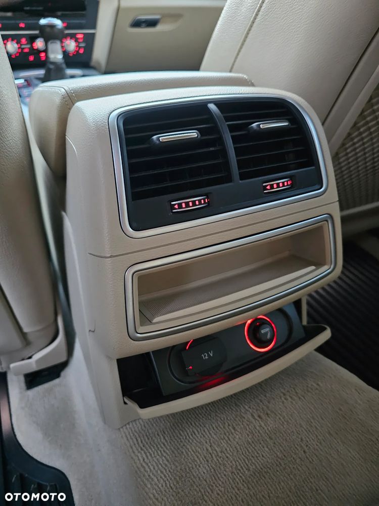 Audi A6 Avant 2.0 TDI Ultra - 26