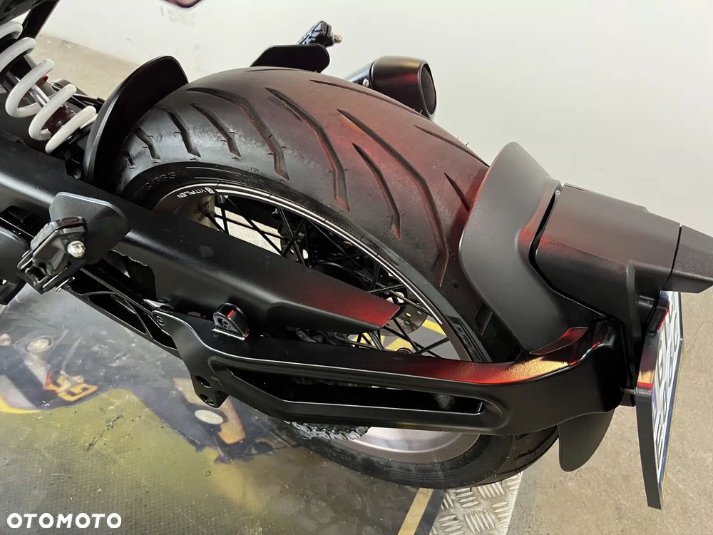 Husqvarna Vitpilen - 25