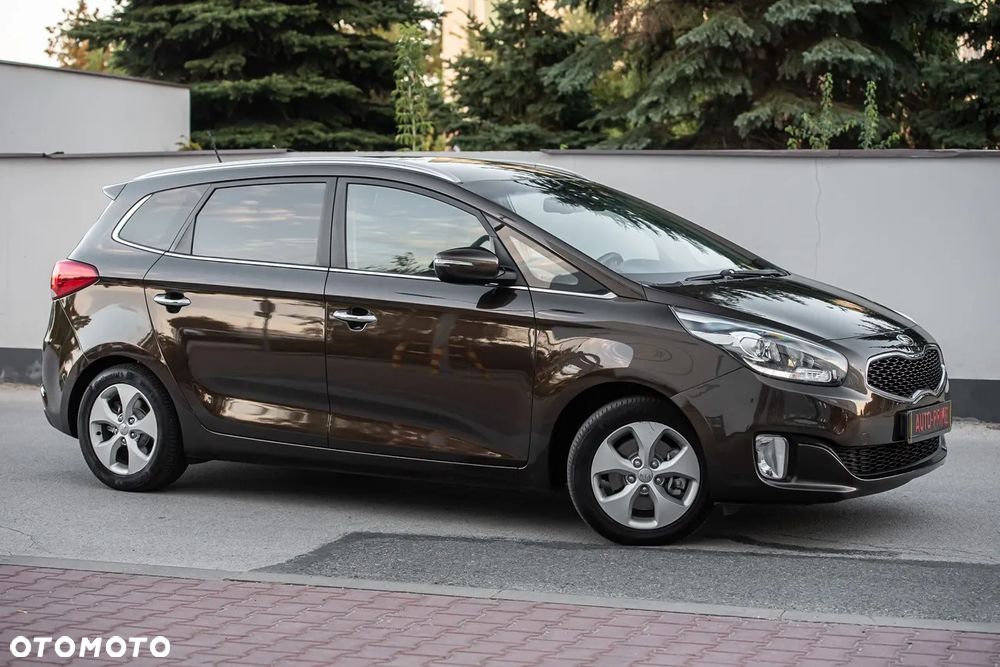 Kia Carens 2013 photo 3