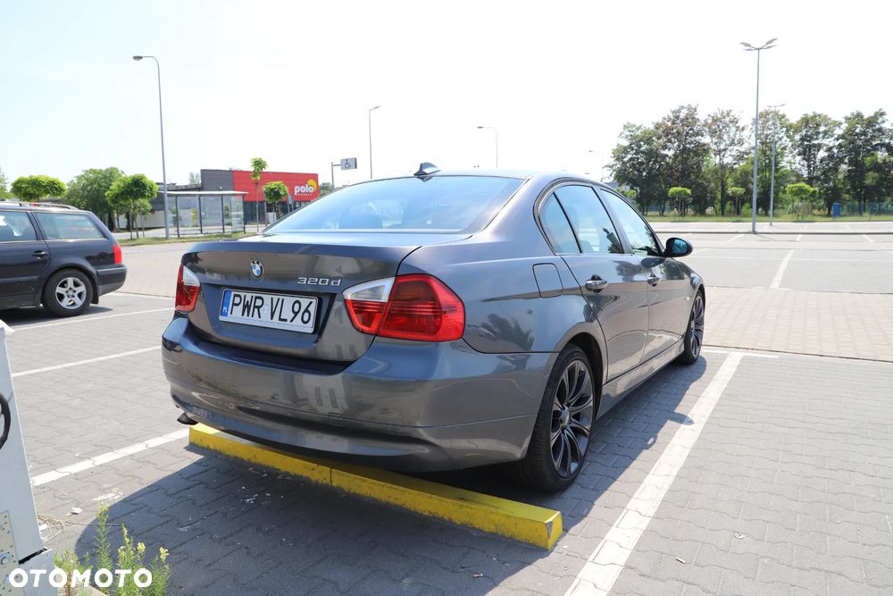BMW Seria 3 320d - 6