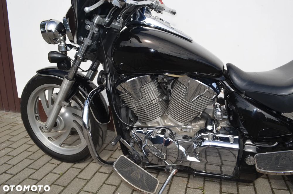 Honda VTX - 9