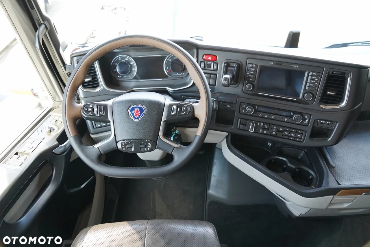 Scania S 500 / RETARDER / KLIMA POSTOJOWA / CAŁA NA PODUSZKACH  / OPONY 100% / ALUFELGI / BOGATE WYPOSAŻENIE / SPROWADZONA / PO KONTRAKCIE SERWISOWYM - 28