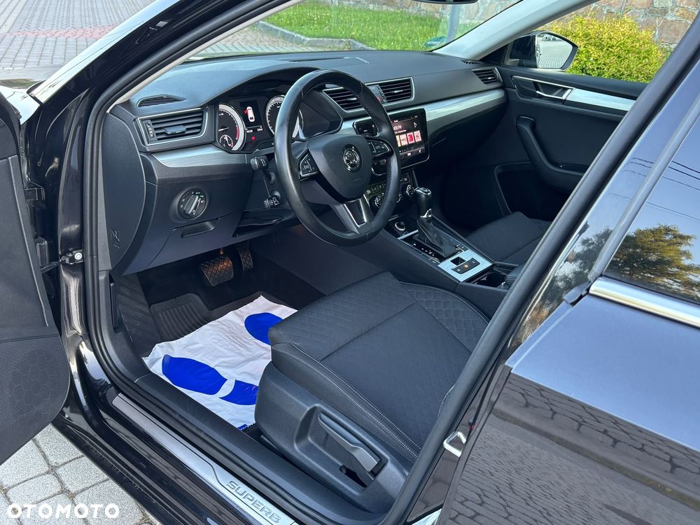 Skoda Superb 2.0 TDI DSG Premium Edition - 7