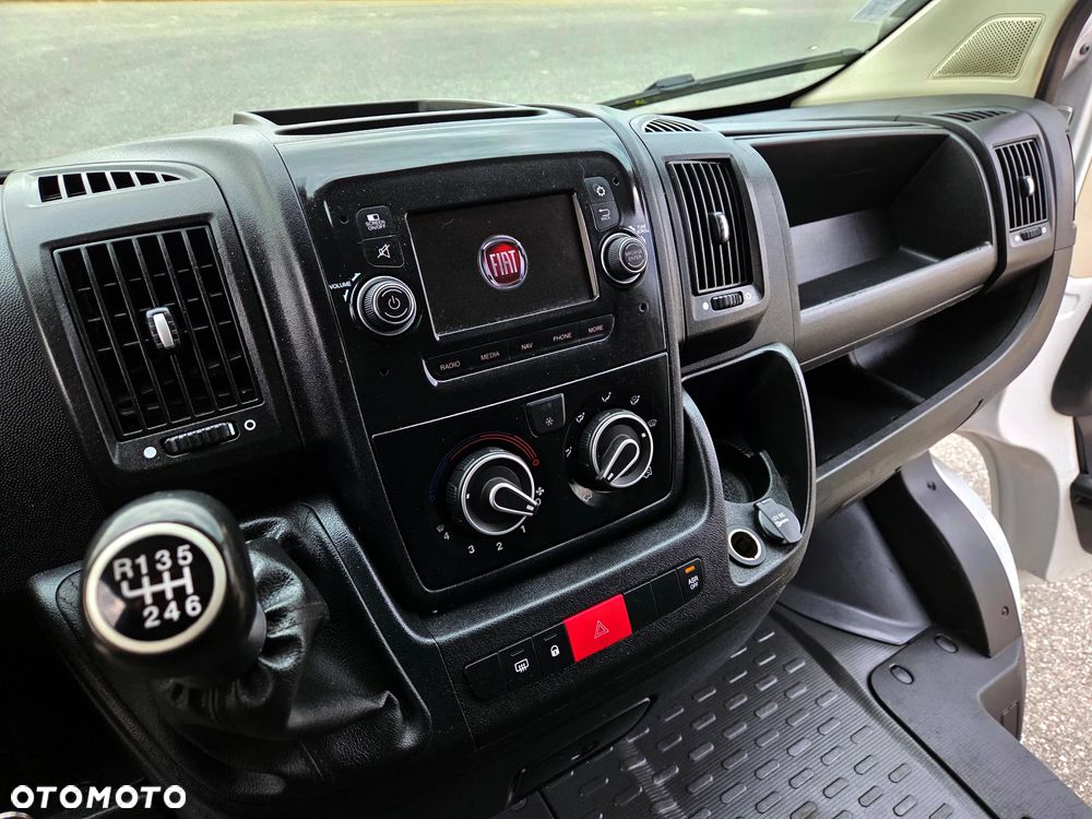 Fiat DUCATO 2.3 MultiJet 130 PS 2019 DHOLLANDIA 750 KG + UDT !! KONTENER MOŻLIWY  KREDYT LEASING - 12