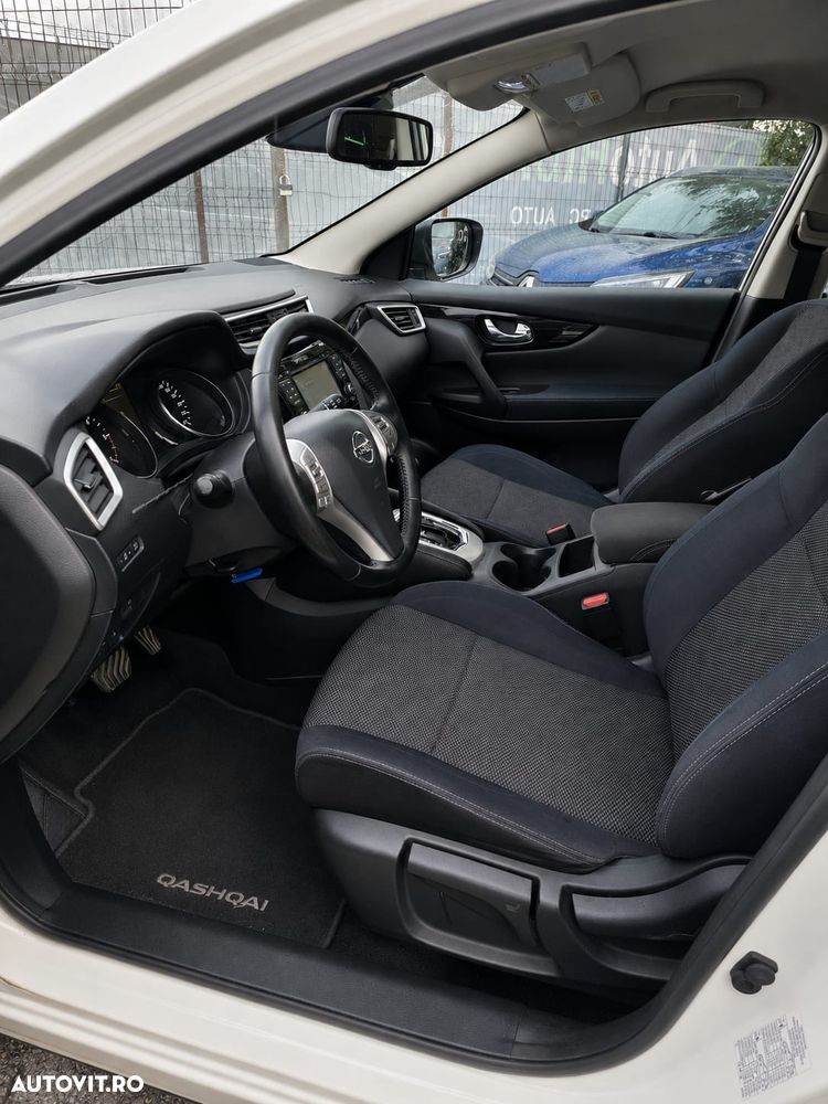 Nissan Qashqai 1.6 DCI Xtronic N-Connecta - 16