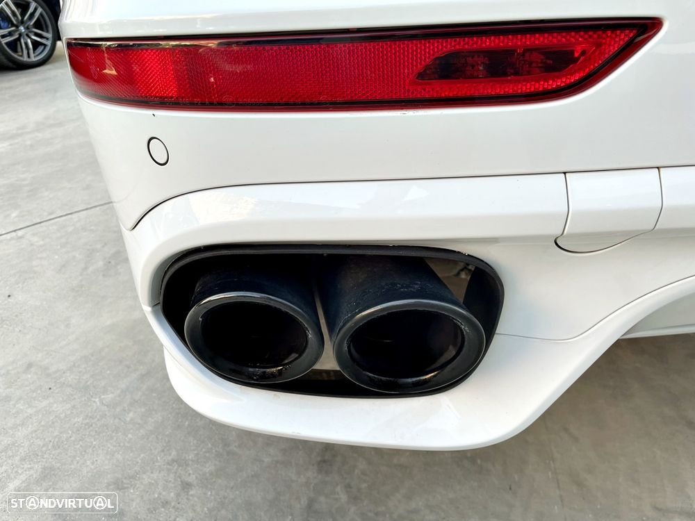 Porsche Cayenne GTS - 60