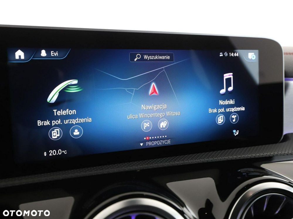 Mercedes-Benz CLA AMG 35 4-Matic 7G-DCT - 24