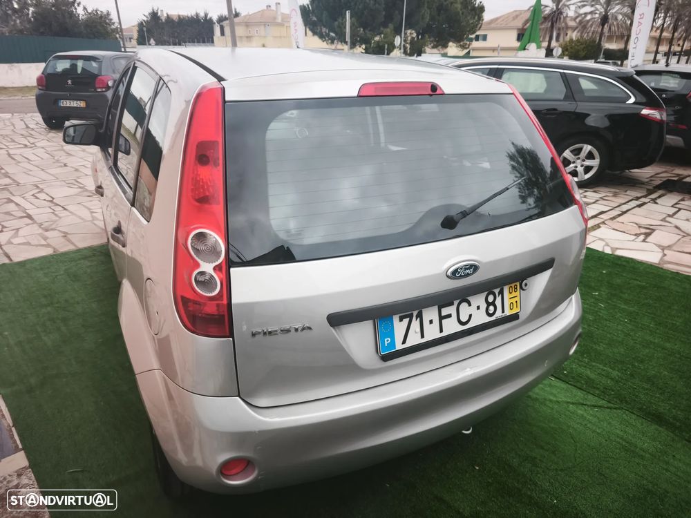 Ford Fiesta 1.25 Ambiente - 20