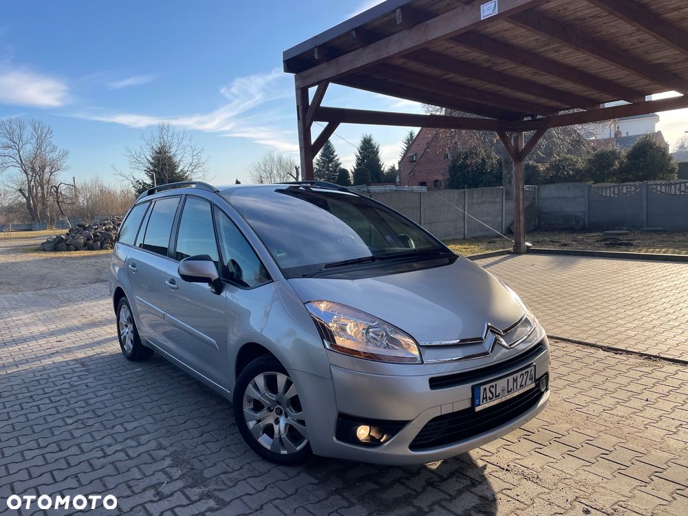 Citroën C4 Grand Picasso 1.8 16V Confort - 1