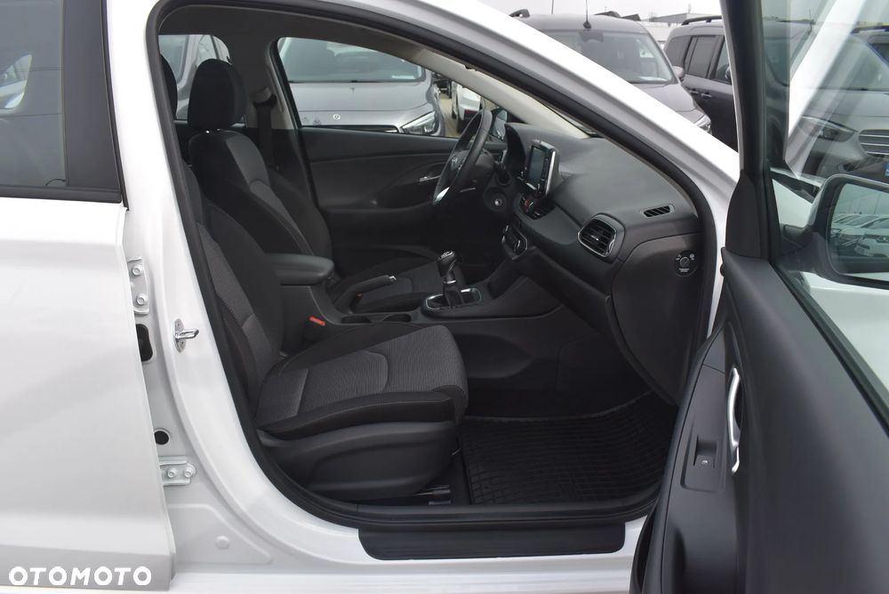 Hyundai i30 1.0 T-GDI Modern - 17