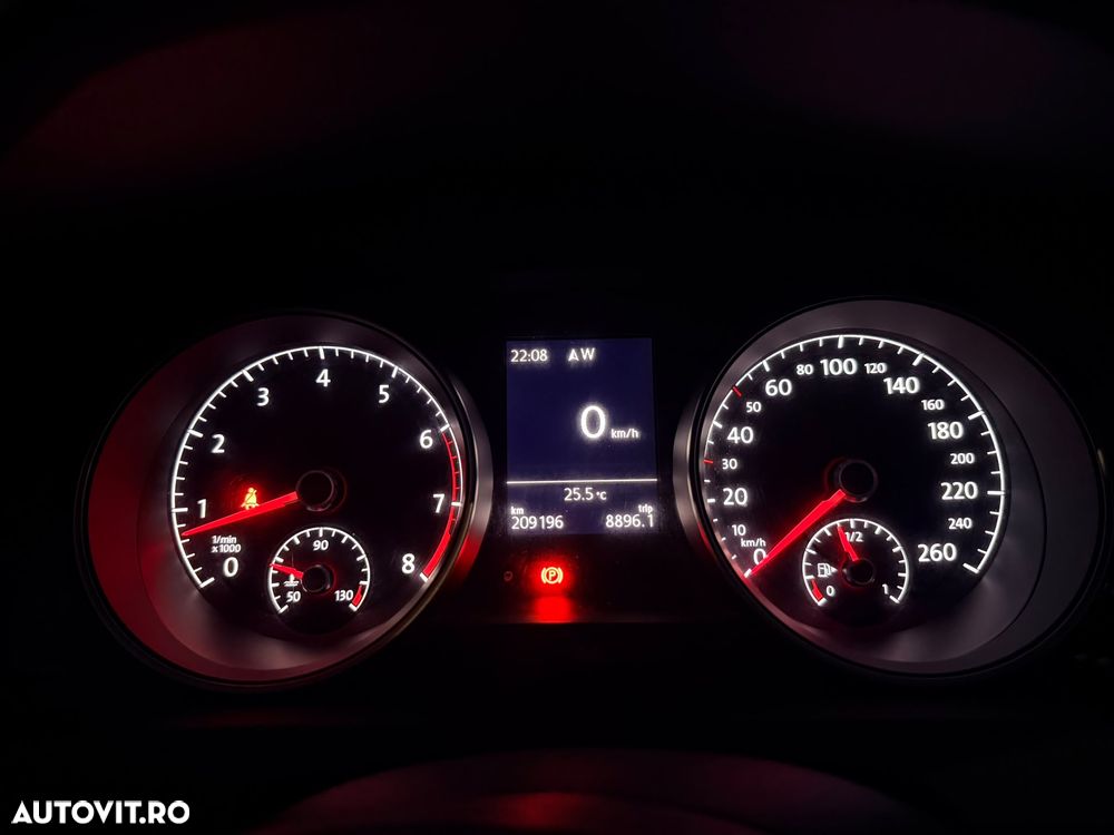 Volkswagen Golf - 12