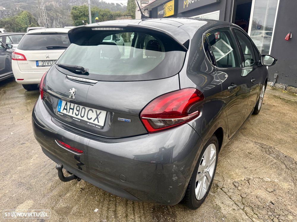 Peugeot 208 1.6 BlueHDi Allure - 35