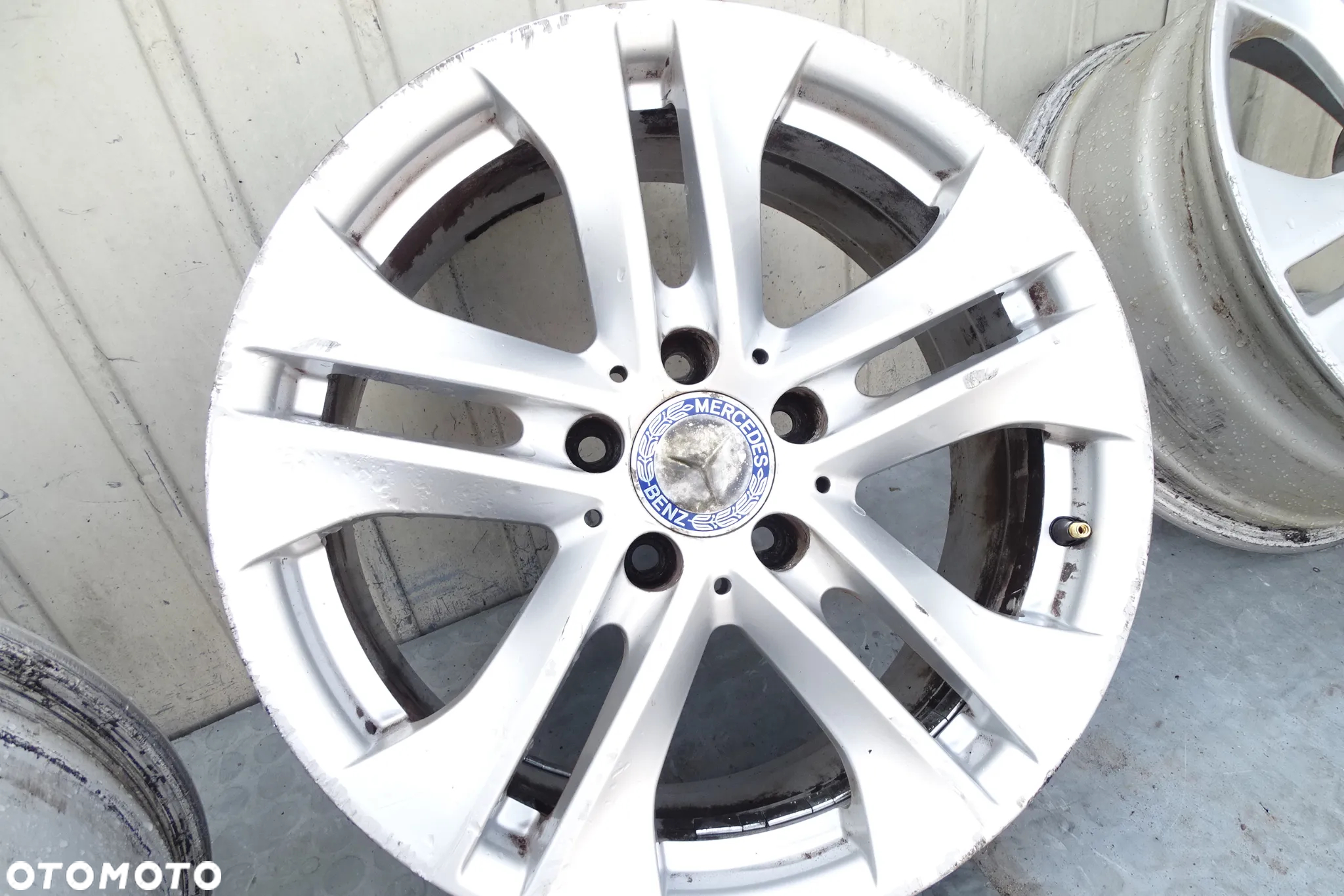 Mercedes-Benz W207 E klasa felgi Aluminiowe  7,5jx17" ET45 5x112 A2074010602 - 9