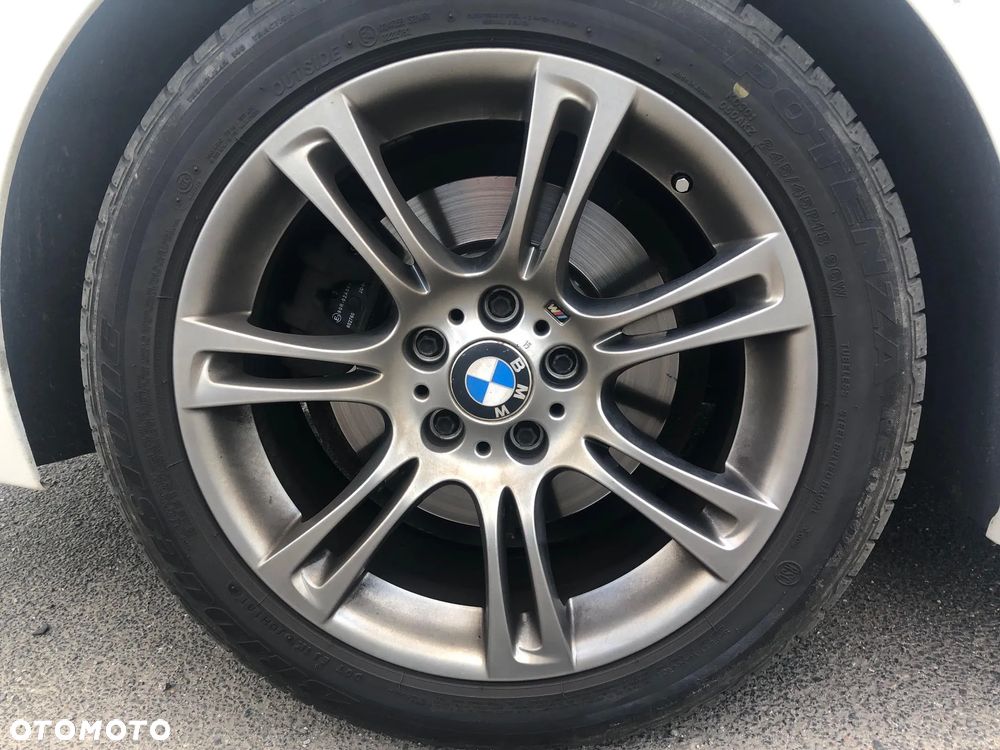 BMW Seria 5 528i xDrive - 18