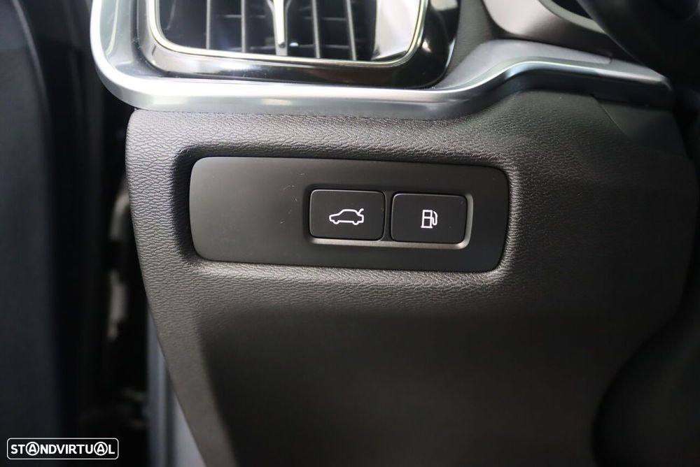 Volvo V60 2.0 T6 AWD TE Core - 20